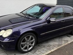 Blau Gebraucht 2002 Mercedes C220 Avantgarde Limousine | 3.990 € (Fairer Preis)