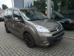 Gold Gebraucht 2012 Citroën Berlingo Van / Kleinbus | 5.499 € (Fairer Preis)