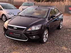 Schwarz Gebraucht 2010 Ford Focus Cabriolet Titanium Cabrio | 2.390 €