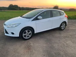 Weiß Gebraucht 2011 Ford Focus Trend Limousine | 2.500 € (Guter Preis)