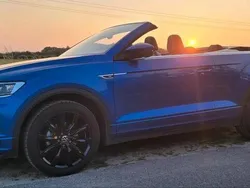 Blau Gebraucht 2020 VW T-Roc Cabriolet R-line Cabrio | 26.300 € (Teuer)