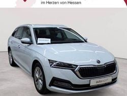 Weiß Gebraucht 2022 Skoda Octavia Style Kombi | 20.489 € (Superpreis)