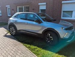 Grau Gebraucht 2021 Opel Mokka Elegance SUV | 14.450 € (Guter Preis)