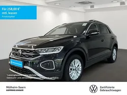 Schwarz Gebraucht 2024 VW T-Roc Life SUV | 22.450 € (Guter Preis)