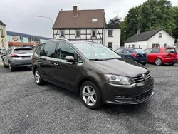 Braun Gebraucht 2014 VW Sharan Highline Van / Kleinbus | 11.299 € (Fairer Preis)