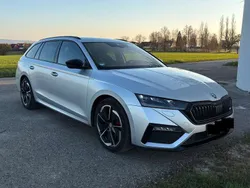Silber Gebraucht 2020 Skoda Octavia First Edition Kombi | 25.300 € (Guter Preis)