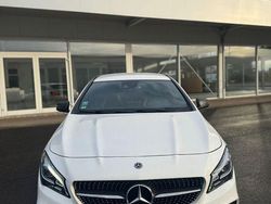 Weiß Gebraucht 2019 Mercedes CLA180 Shooting Brake AMG Kombi | 18.200 € (Guter Preis)