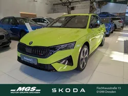 Mamba grün Neu 2025 Skoda Octavia RS Kombi | 49.880 € (Teuer)