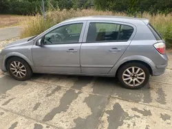 Grau Gebraucht 2004 Opel Astra Enjoy Limousine | 1.300 € (Superpreis)