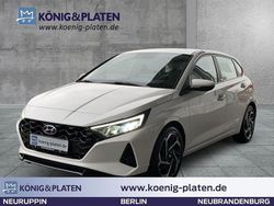 Weiß Gebraucht 2021 Hyundai i20 Intro Edition Limousine | 15.990 € (Fairer Preis)