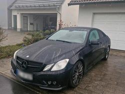 Schwarz Gebraucht 2010 Mercedes E350 Coupé | 7.999 € (Fairer Preis)