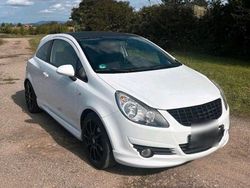 Weiß Gebraucht 2010 Opel Corsa OPC Limousine | 3.200 € (Fairer Preis)