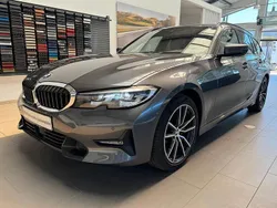 Grau Gebraucht 2021 BMW 318 Sport Line Kombi | 24.680 € (Fairer Preis)