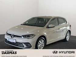 Grau Gebraucht 2024 VW Polo Style Limousine | 18.990 € (Guter Preis)