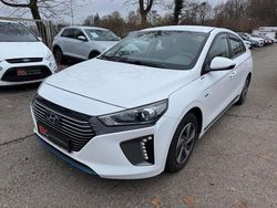 Weiß Gebraucht 2020 Hyundai Ioniq Trend Kleinwagen | 12.800 € (Fairer Preis)