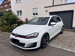 Weiß Gebraucht 2017 VW Golf VII GTI Limousine | 18.600 € (Superpreis)