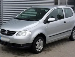 Silber Gebraucht 2005 VW Fox Kleinwagen | 1.600 € (Teuer)