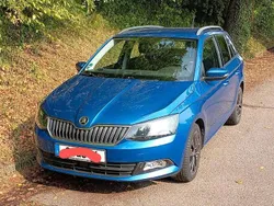 Blau Gebraucht 2015 Skoda Fabia Style Kombi | 9.800 € (Guter Preis)