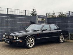 Schwarz Gebraucht 1999 Jaguar XJR Supercharged Limousine | 19.500 € (Fairer Preis)