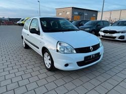 Weiß Gebraucht 2010 Renault Clio II Campus Kleinwagen | 4.990 € (Teuer)
