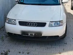 Weiß Gebraucht 1998 Audi A3 Attraction Kleinwagen | 800 € (Superpreis)