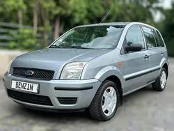 Silber Gebraucht 2005 Ford Fusion Kleinwagen | 1.775 € (Guter Preis)