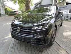 Rot Gebraucht 2023 VW Touareg R SUV | 74.900 € (Fairer Preis)