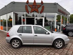 Silber Gebraucht 2002 VW Golf IV Limousine | 2.950 € (Etwas zu teuer)