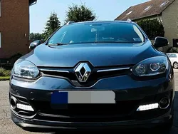 Grau Gebraucht 2015 Renault Mégane III Coupé | 7.200 € (Etwas zu teuer)