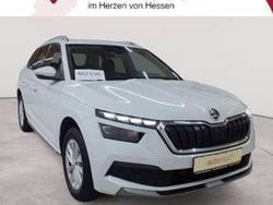 Moonweiß perleffekt Gebraucht 2023 Skoda Kamiq Style SUV | 19.890 € (Guter Preis)