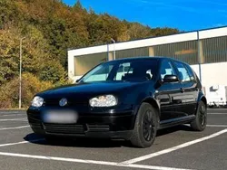 Schwarz Gebraucht 2003 VW Golf IV Pacific Limousine | 1.500 € (Fairer Preis)