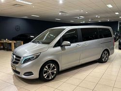 Silber Gebraucht 2018 Mercedes V250 Avantgarde Van / Kleinbus | 24.950 € (Etwas zu teuer)