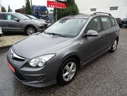 Grau Gebraucht 2011 Hyundai i30 Edition Kombi | 3.390 € (Fairer Preis)