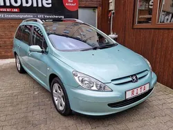 Grün Gebraucht 2004 Peugeot 307 Kombi | 2.980 € (Fairer Preis)