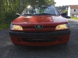 Rot Gebraucht 1998 Peugeot 306 Kleinwagen | 1.750 € (Teuer)