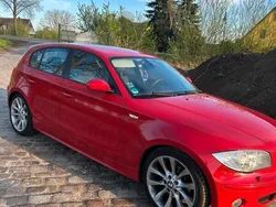 Rot Gebraucht 2006 BMW 118 Kleinwagen | 3.600 € (Fairer Preis)