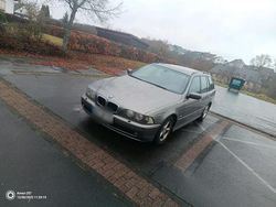 Silber Gebraucht 2003 BMW 325 Kombi | 3.300 €