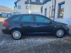 Schwarz Gebraucht 2011 Seat Ibiza ST Kombi | 2.700 € (Superpreis)