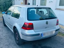 Silber Gebraucht 2001 VW Golf IV Kleinwagen | 250 € (Superpreis)