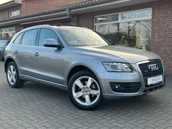 Grau Gebraucht 2009 Audi Q5 Comfort SUV | 10.999 € (Fairer Preis)