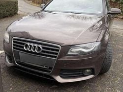 Braun Gebraucht 2011 Audi A4 S-Line Limousine | 7.000 € (Fairer Preis)