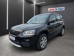 Schwarz Gebraucht 2015 Skoda Yeti Active SUV | 9.990 € (Fairer Preis)