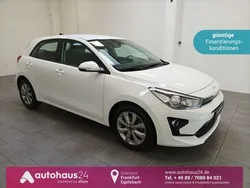 Weiß Gebraucht 2022 Kia Rio Vision Limousine | 16.870 € (Fairer Preis)