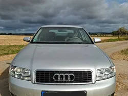 Silber Gebraucht 2000 Audi A4 Limousine | 5.400 €