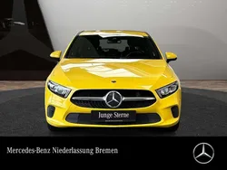 Sonnengelb Gebraucht 2019 Mercedes A160 Progressive Limousine | 20.890 € (Fairer Preis)