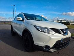 Weiß Gebraucht 2015 Nissan Qashqai 360º SUV | 11.550 € (Guter Preis)