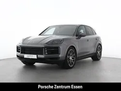 Grau Gebraucht 2024 Porsche Cayenne SUV | 113.900 € (Superpreis)