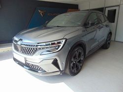 Grau Gebraucht 2023 Renault Austral Iconic Esprit Alpine SUV | 32.990 € (Fairer Preis)