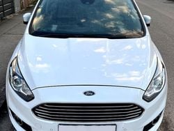 Weiß Gebraucht 2019 Ford S-MAX Titanium Van / Kleinbus | 16.500 € (Fairer Preis)