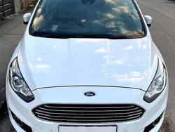 Weiß Gebraucht 2019 Ford S-MAX Titanium Van / Kleinbus | 18.250 € (Fairer Preis)
